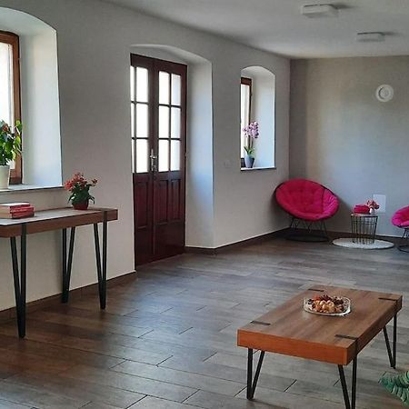 Holiday Home For 8 People, Pool + Sea View Vilanija Eksteriør bilde