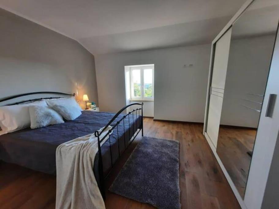 Holiday Home For 8 People, Pool + Sea View Vilanija Eksteriør bilde